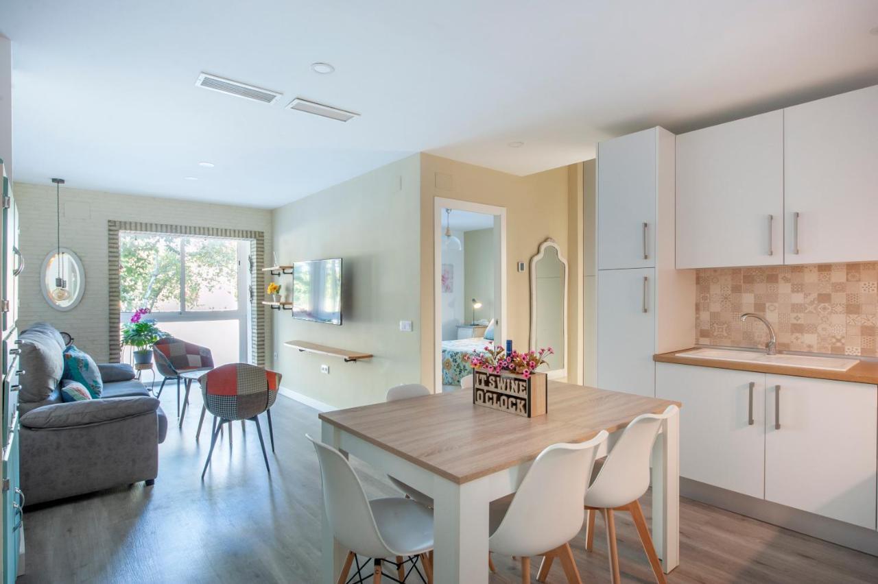Casa Valentina: Confort Y Luz En Sevilla Centro Εξωτερικό φωτογραφία
